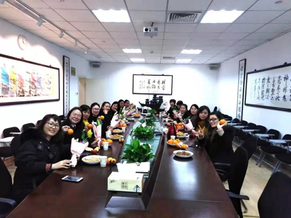 人生就是博官网女神欢度第109个三八国际妇女节