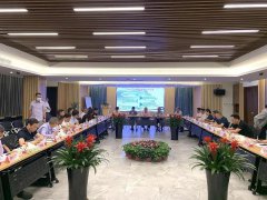 两专委会在人生就是博官网座谈节地生态建设