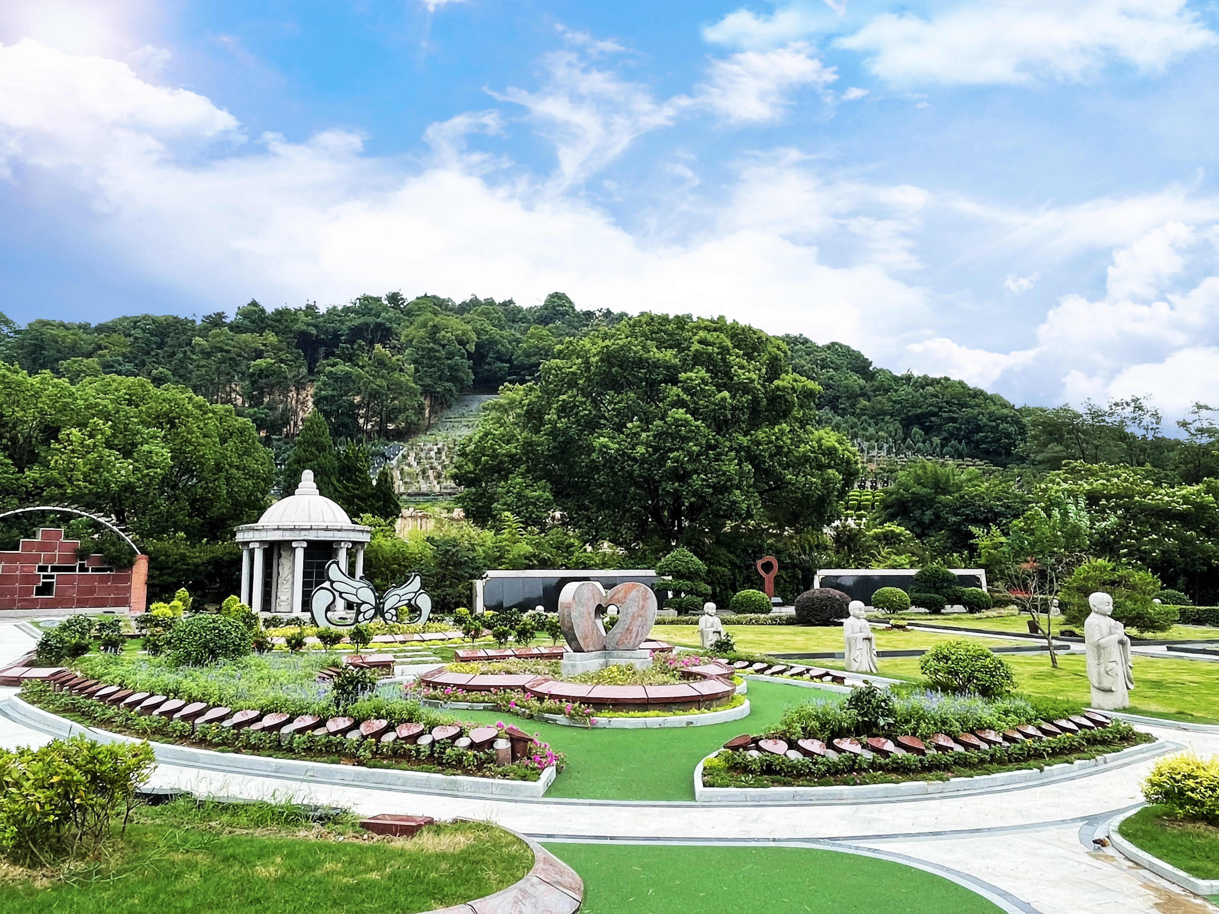 方寸间的大文章，引领现代葬文化